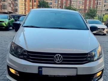 Авто Volkswagen Polo 2018 № 7915133