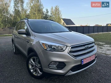 Авто Ford Escape 2016 № 7915141