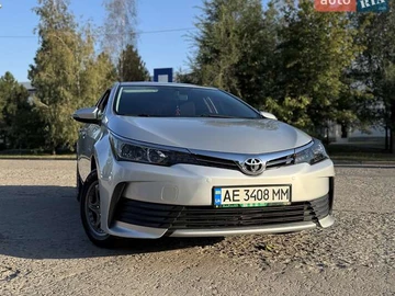 Авто Toyota Corolla 2017 № 7915188