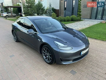 Авто Tesla Model 3 2019 № 7915306