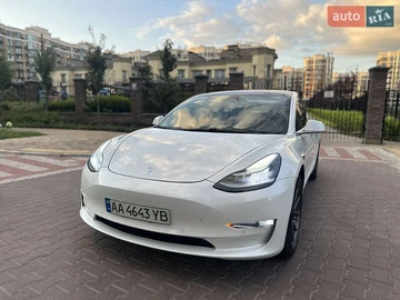 Авто Tesla Model 3 2018 № 7915338