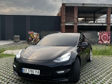 Авто Tesla Model 3 2019 № 7915339