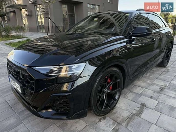 Авто Audi Q8 2023 № 7915377