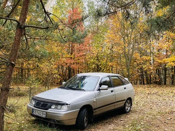 Авто ВАЗ 2112 2004 № 7915378