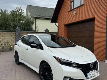 Авто Nissan Leaf 2023 № 7915506