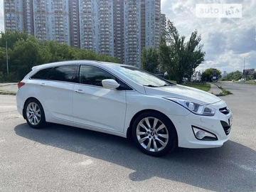 Авто Hyundai I40 2012 № 7915554
