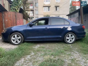 Авто Volkswagen Jetta 2012 № 7915580