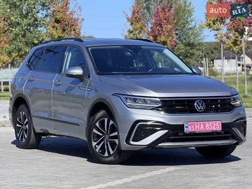 Авто Volkswagen Tiguan 2022 № 7915612