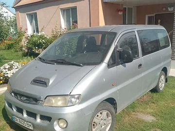 Авто Hyundai H-1 2003 № 7915659