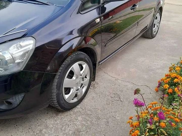 Авто Opel Zafira 2008 № 7915684