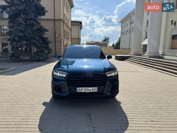 Авто Audi Q7 2018 № 7915843