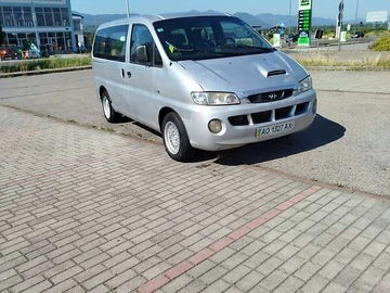 Авто Hyundai H-1 2002 № 7915877