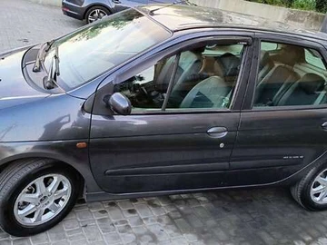 Авто Renault Scenic 2002 № 7915881