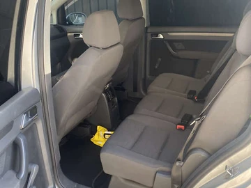 Авто Volkswagen Touran 2008 № 7916018