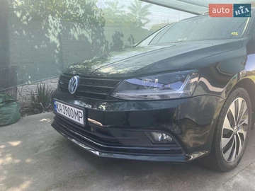 Авто Volkswagen Jetta 2015 № 7916090