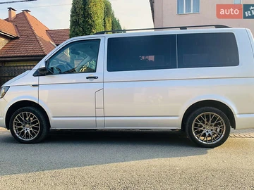 Авто Volkswagen Multivan 2016 № 7916214