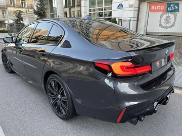 Авто BMW 5 Series 2018 № 7916222