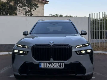 Авто BMW X7 2023 № 7916236