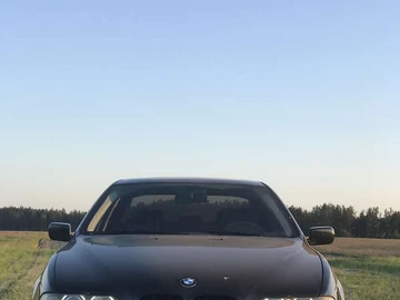 Авто BMW 5 Series 2003 № 7916288