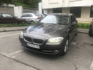 Авто BMW 5 Series 2012 № 7916498