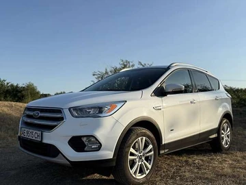 Авто Ford Kuga 2016 № 7916629