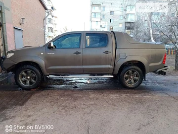Авто Toyota Hilux 2010 № 7916661