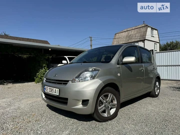 Авто Daihatsu Sirion 2009 № 7916943