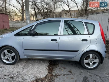 Авто Mitsubishi Colt 2004 № 7916950