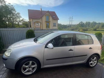 Авто Volkswagen Golf 2004 № 7917079