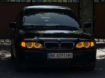 Авто BMW 3 Series 2004 № 7917107