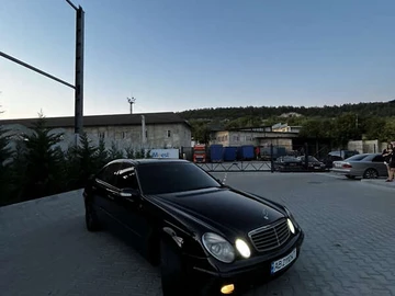 Авто Mercedes E-Class 2002 № 7917234