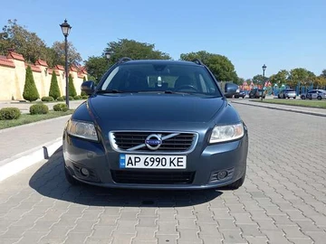Авто Volvo V50 2011 № 7917309