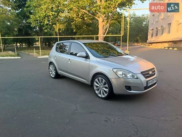 Авто KIA Ceed 2007 № 7917458