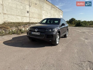 Авто Volkswagen Touareg 2011 № 7917491