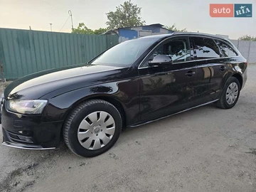 Авто Audi A4 2014 № 7917525