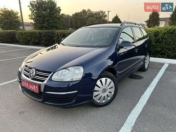 Авто Volkswagen Golf 2010 № 7917551