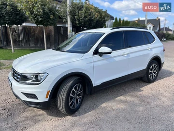 Авто Volkswagen Tiguan 2020 № 7917677