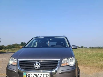 Авто Volkswagen Touran 2008 № 7917772