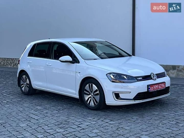Авто Volkswagen E-Golf 2016 № 7917783