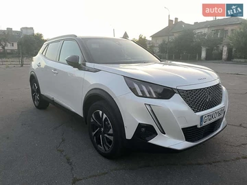 Авто Peugeot E-2008 2020 № 7917844