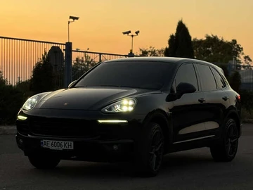 Авто Porsche Cayenne 2014 № 7917877