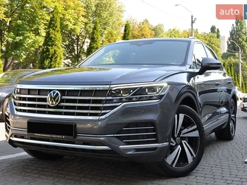 Авто Volkswagen Touareg 2023 № 7917901