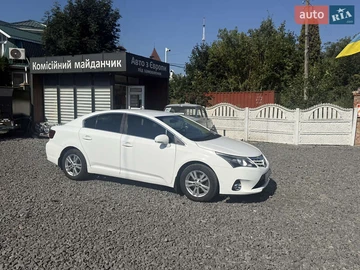 Авто Toyota Avensis 2012 № 7918011