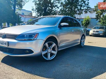 Авто Volkswagen Jetta 2010 № 7918034