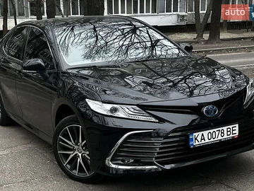 Авто Toyota Camry 2023 № 7918196