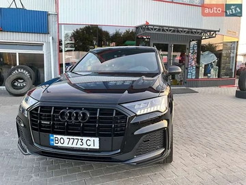 Авто Audi Q7 2023 № 7918204