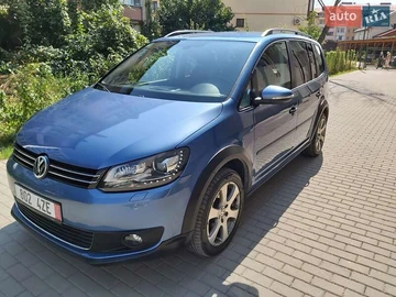Авто Volkswagen Touran 2011 № 7918365