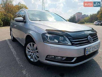 Авто Volkswagen Passat 2011 № 7918391