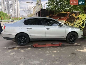Авто Volkswagen Passat 2006 № 7918671