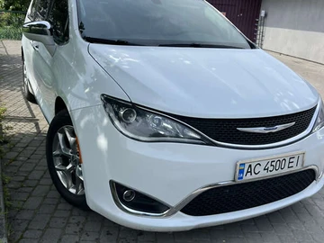 Авто Chrysler Pacifica 2018 № 7918894